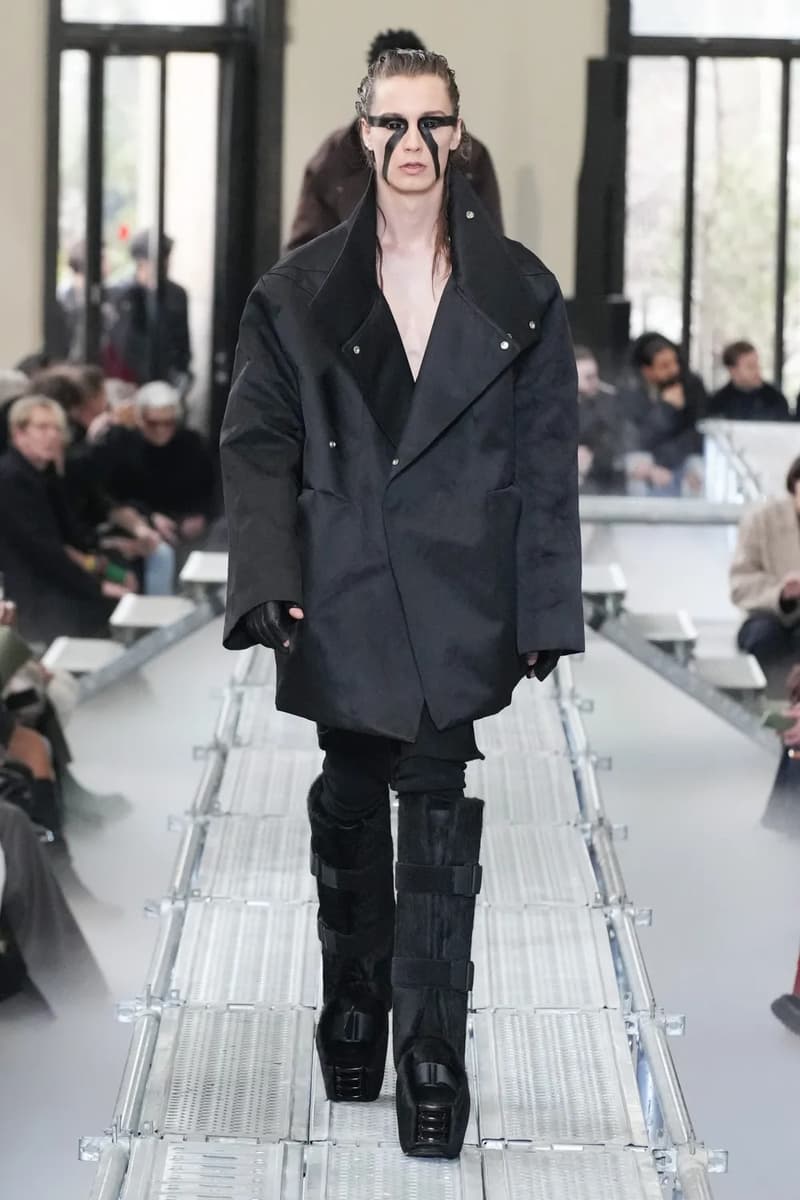 Rick Owens Fall Winter 2023 Runway Show "LUXOR" Collection Paris Fashion Week PFW FW23 Tyrone Dylan Susman Michele Lamy 