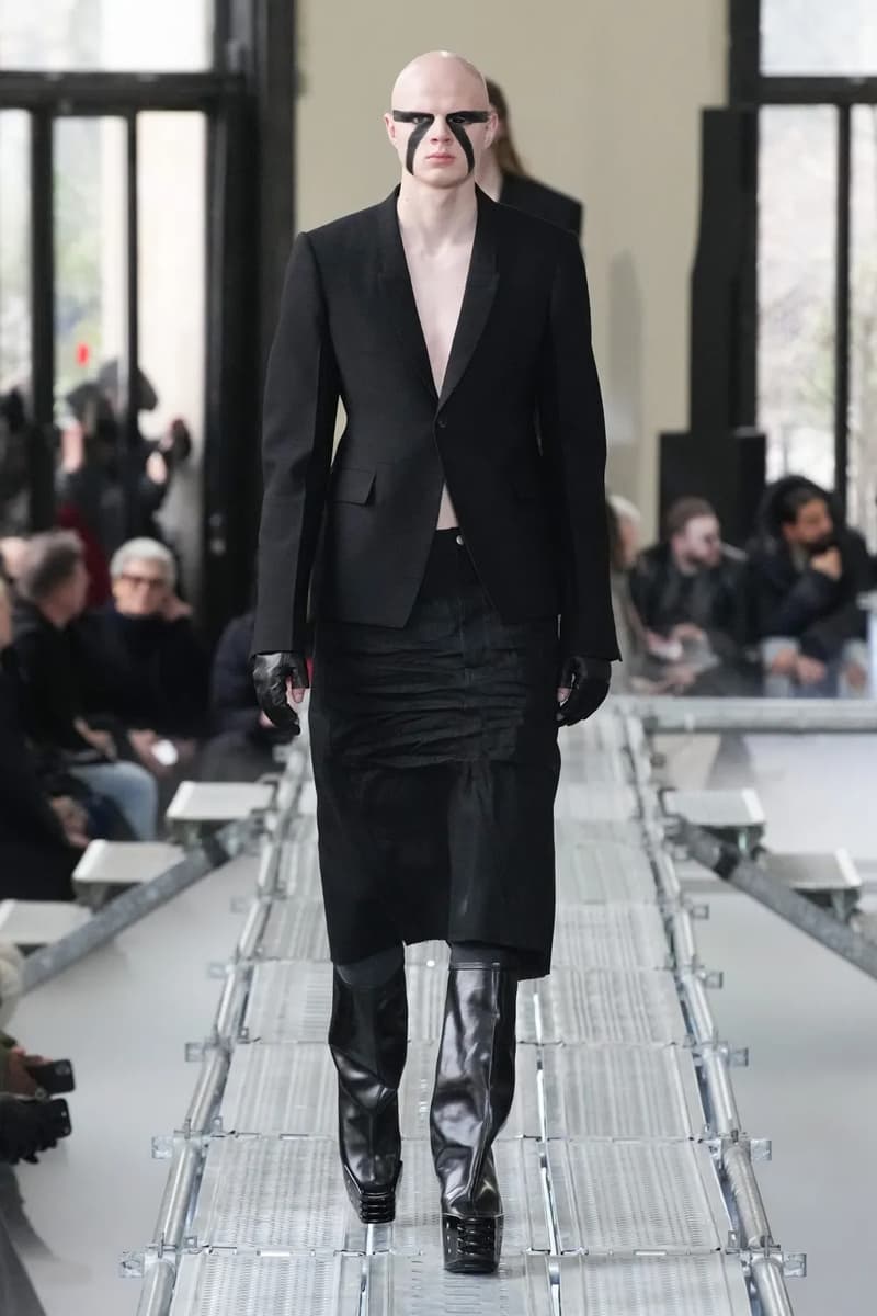 Rick Owens Fall Winter 2023 Runway Show "LUXOR" Collection Paris Fashion Week PFW FW23 Tyrone Dylan Susman Michele Lamy 