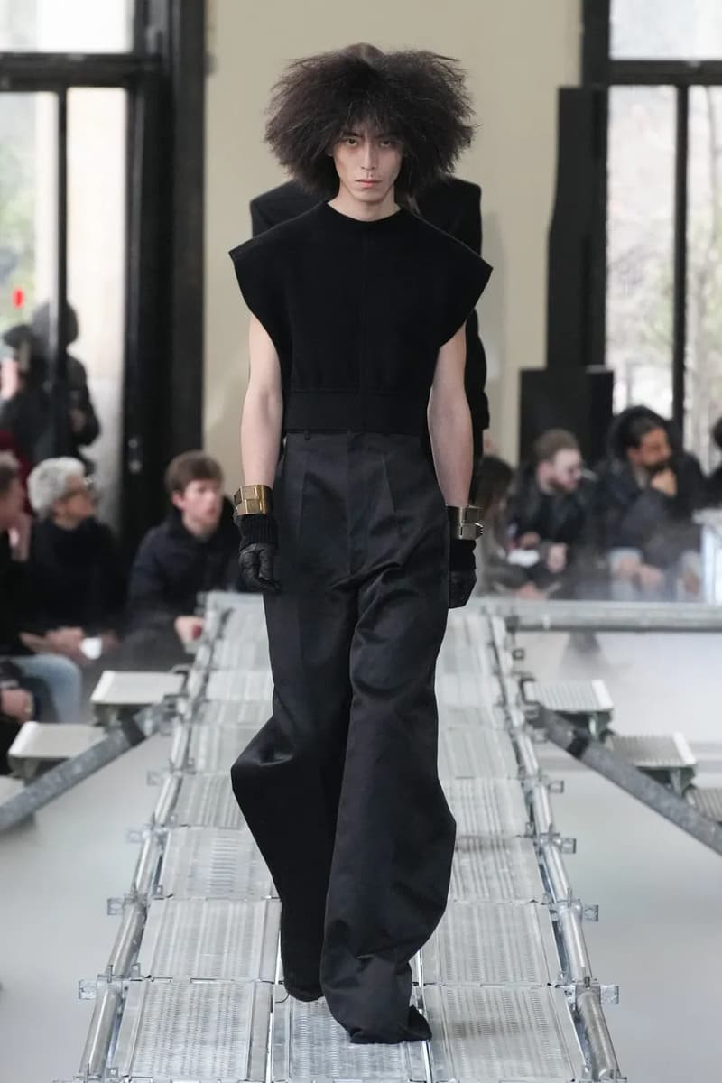 Rick Owens Fall Winter 2023 Runway Show "LUXOR" Collection Paris Fashion Week PFW FW23 Tyrone Dylan Susman Michele Lamy 