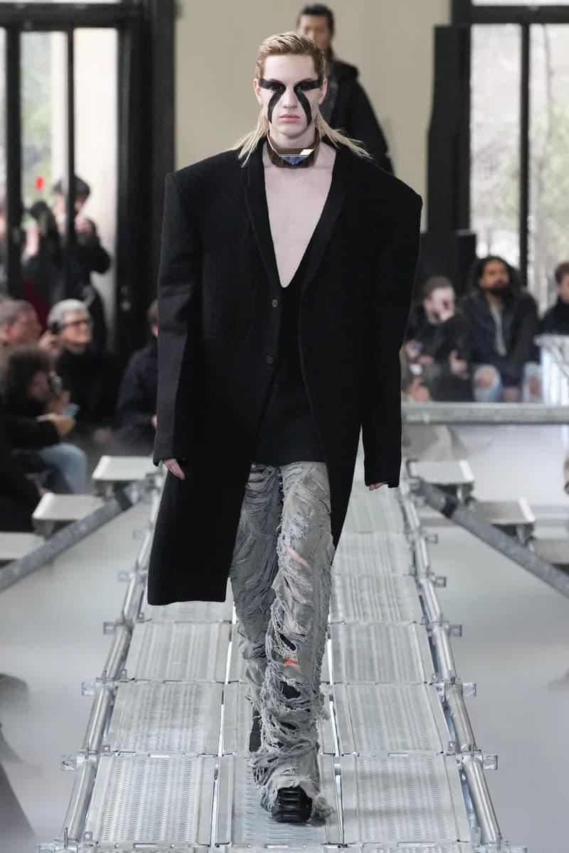 Rick Owens Fall Winter 2023 Runway Show "LUXOR" Collection Paris Fashion Week PFW FW23 Tyrone Dylan Susman Michele Lamy 