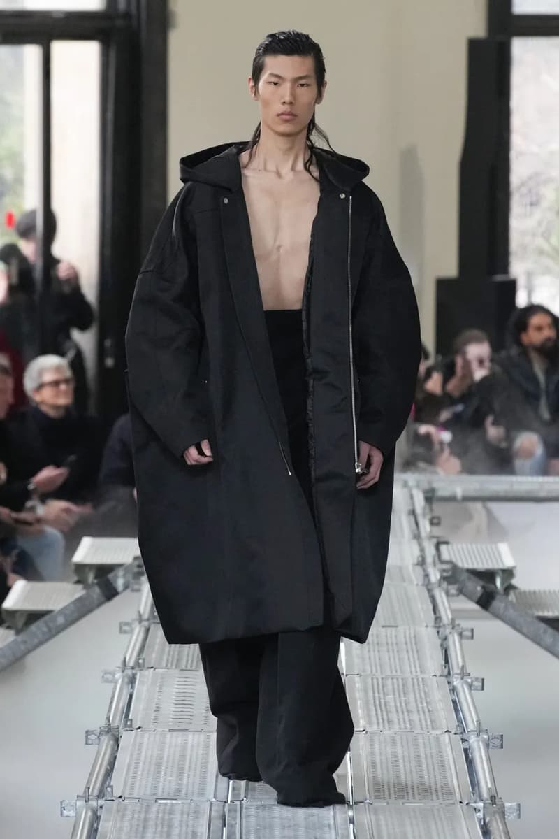 Rick Owens Fall Winter 2023 Runway Show "LUXOR" Collection Paris Fashion Week PFW FW23 Tyrone Dylan Susman Michele Lamy 