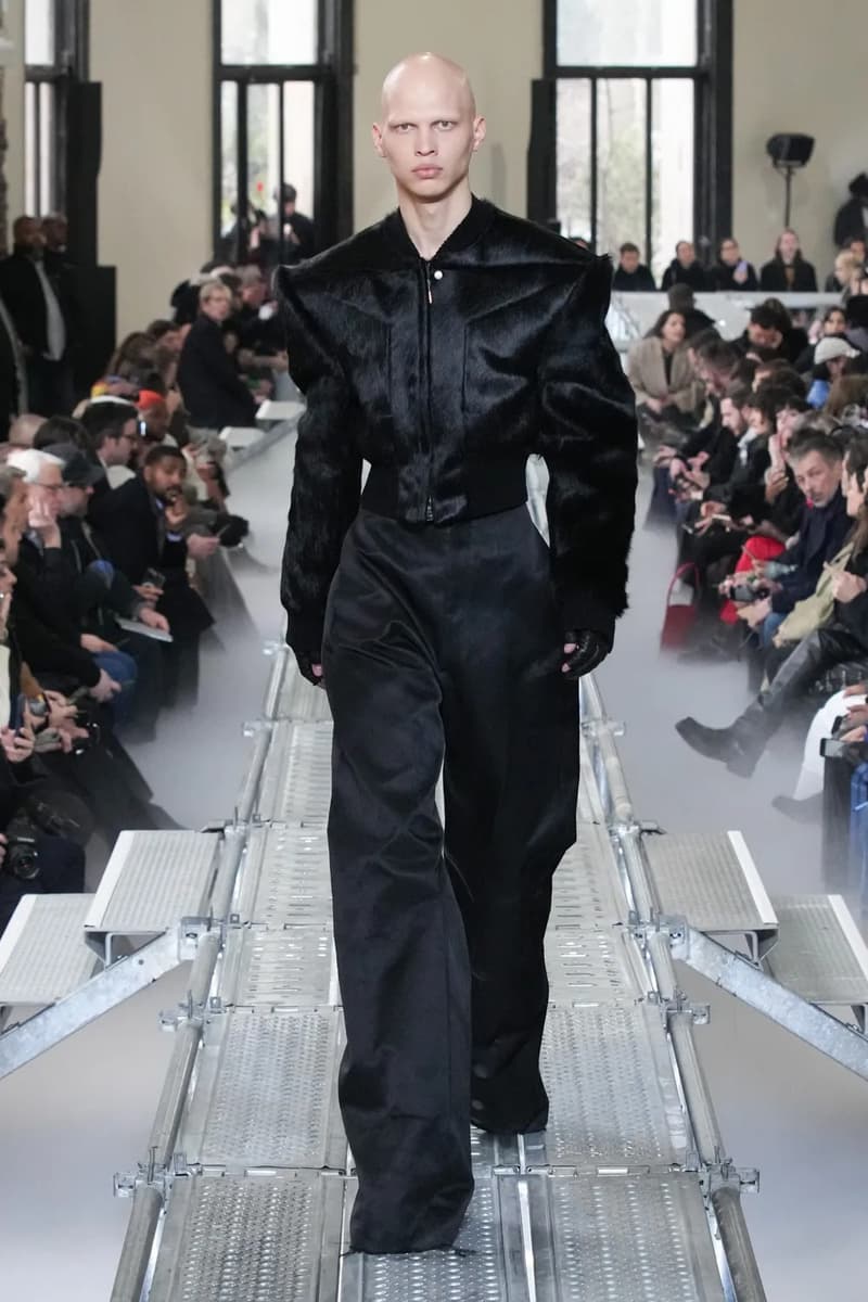 Rick Owens Fall Winter 2023 Runway Show "LUXOR" Collection Paris Fashion Week PFW FW23 Tyrone Dylan Susman Michele Lamy 