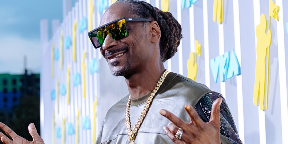 Snoop Dogg Recalls Being “Checked” By Dionne Warwick About His Lyrics