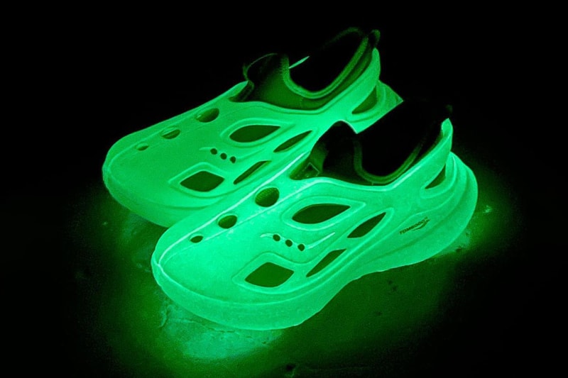 tombogo saucony butterfly green glow in the dark release date info store list buying guide photos price 