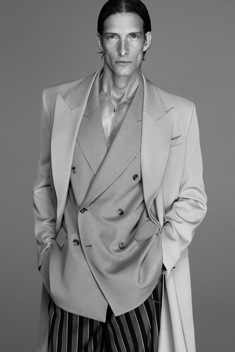 Versace's SS23 Men's Campaign Pictures '90s Runway Icons Mark Vanderloo and Ivan De Pineda