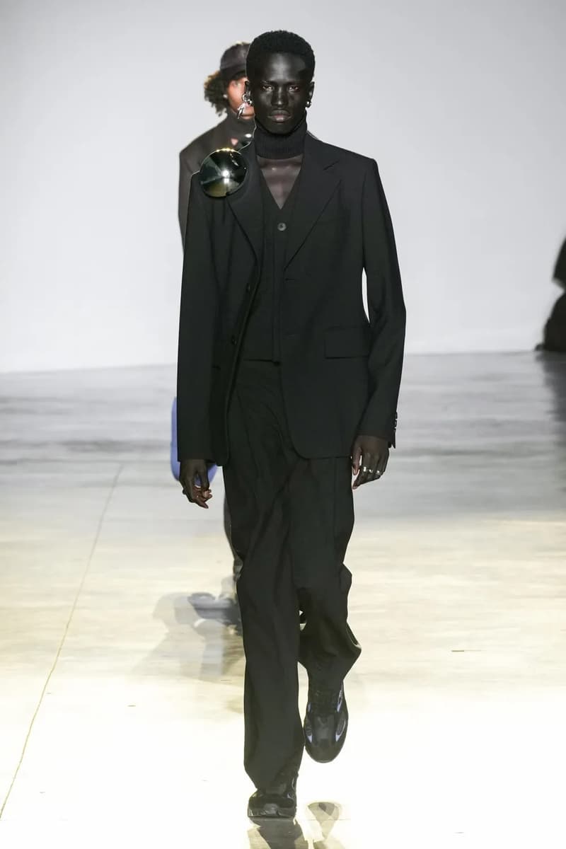 WOOYOUNGMI Fall/Winter 2023 Paris Fashion Week FW23 PFW Mens Runway Show Collection Tailoring Techwear