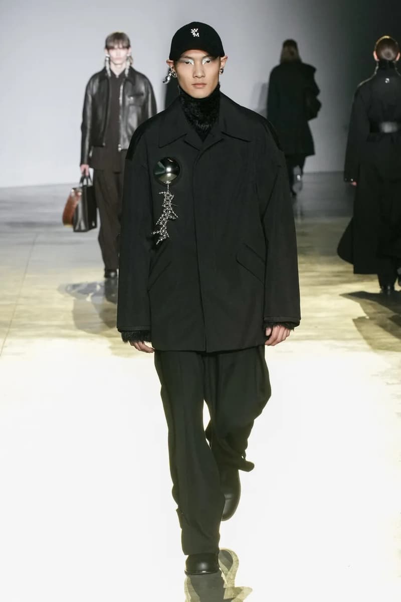 WOOYOUNGMI Fall/Winter 2023 Paris Fashion Week FW23 PFW Mens Runway Show Collection Tailoring Techwear