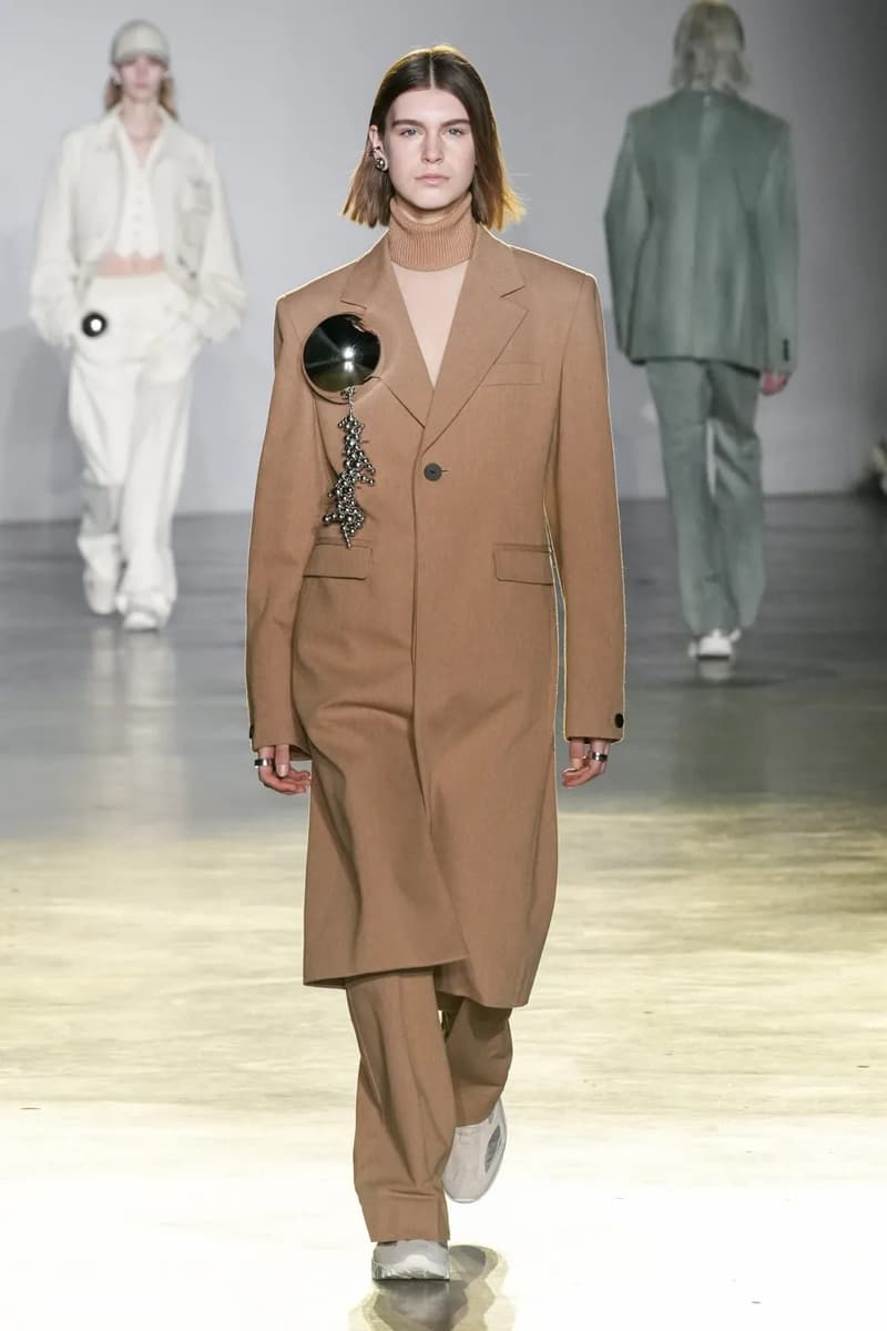 WOOYOUNGMI Fall/Winter 2023 Paris Fashion Week FW23 PFW Mens Runway Show Collection Tailoring Techwear