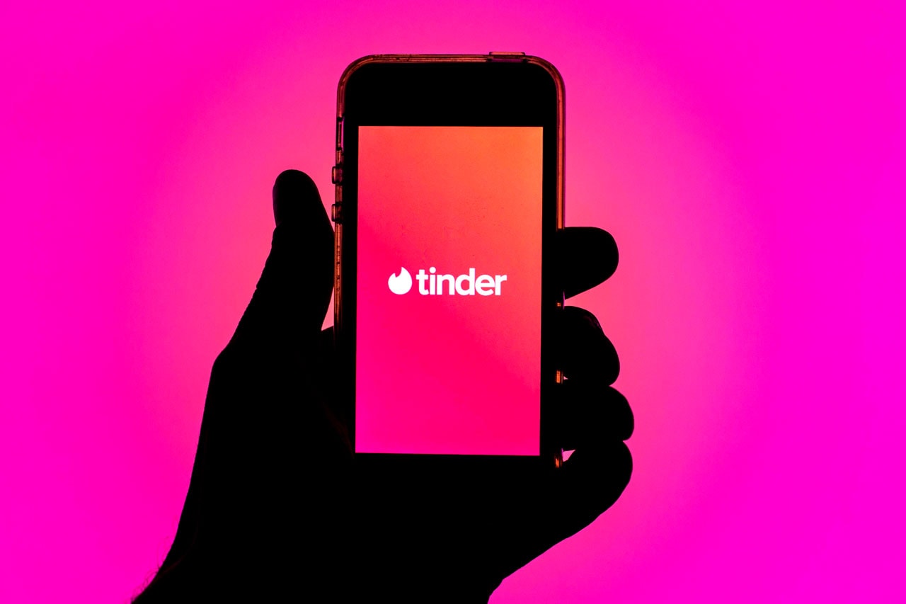 Tinder Online Dating Incognito Mode Features Safety Launch Green Flags Campaign Details