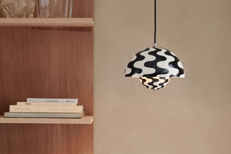 &Tradition Launches Iconic 'Flowerpot' Lamp in New Shades