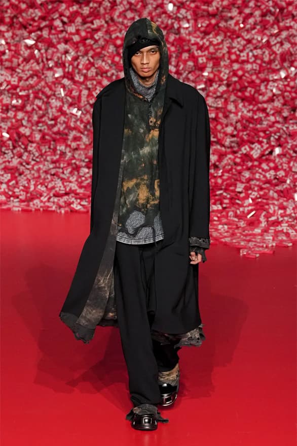 Diesel Fall Winter 2023 Milan Fashion Week mfw fw23 glenn Martens womenswear menswear denim runway show