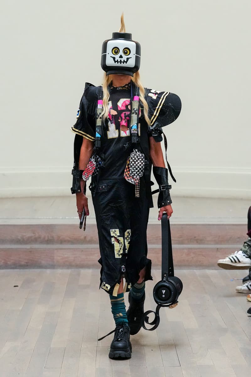 NOKI Fall Winter 2023 London Fashion Week FW23 Collection Runway Performance THE 22-4-1 EVOLUTIONS