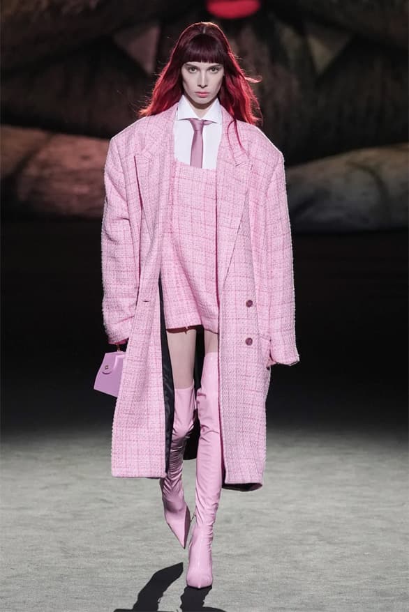 GCDS Fall Winter 2023 Milan Fashion Week mfw fw23 Alice in wonderland fantasy womenswear menswear j balvin dua lipa