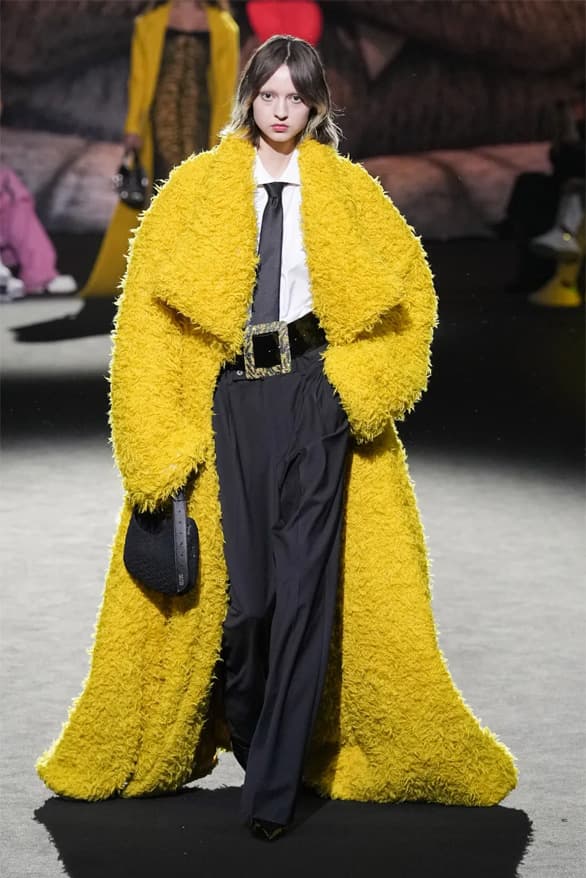 GCDS Fall Winter 2023 Milan Fashion Week mfw fw23 Alice in wonderland fantasy womenswear menswear j balvin dua lipa