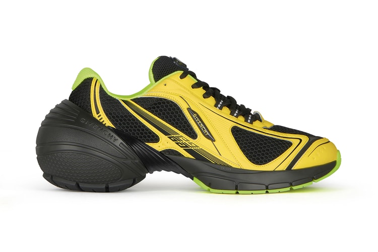 Givenchy Officially Releases Its SS23 TK-MX Sneaker