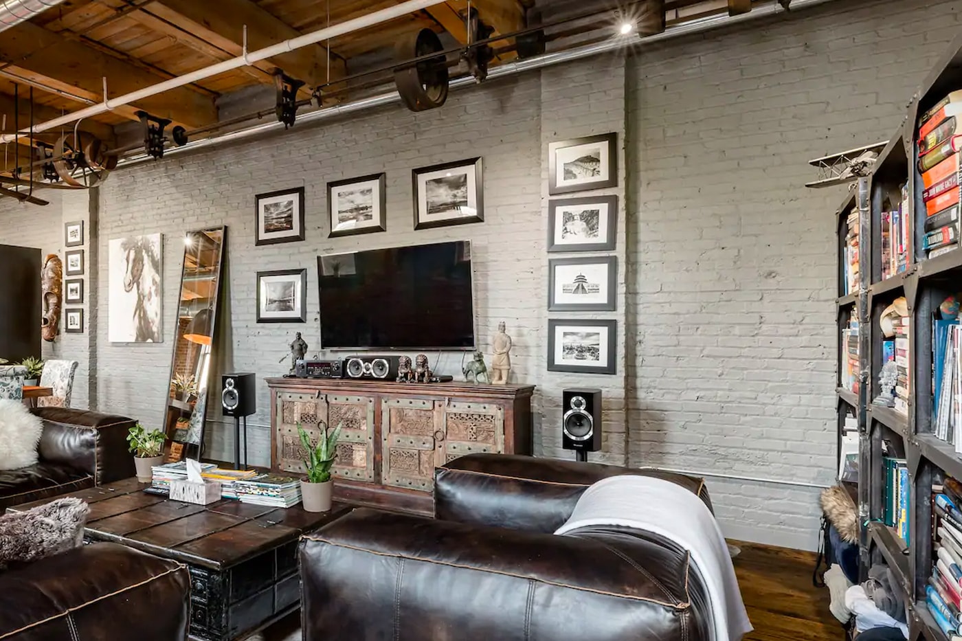 Airbnb Home Rental Chicago Illinois Industrial Modern Interiors Factory-Turned Studio