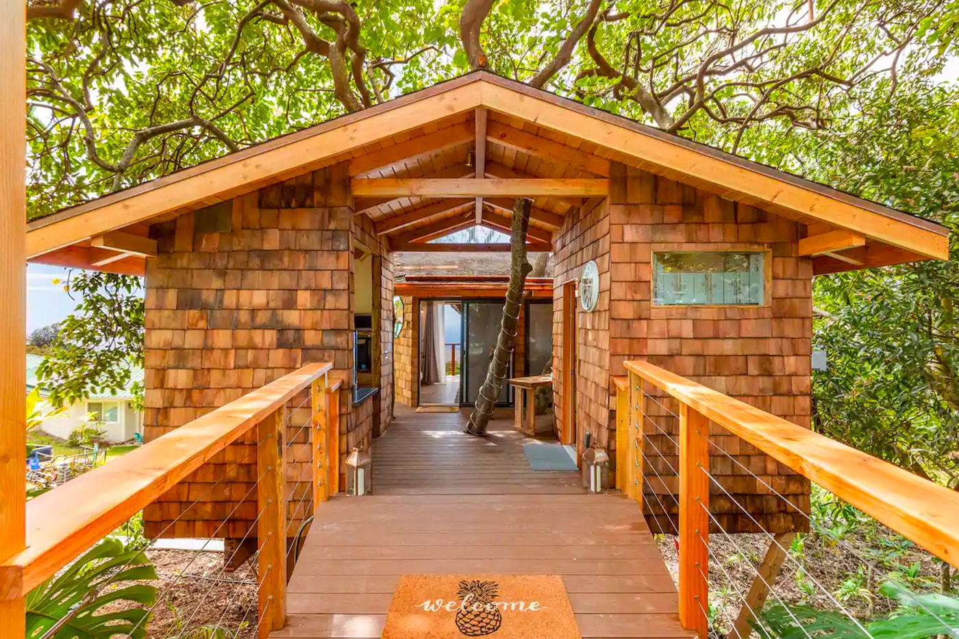 Airbnb Home Rental Kailua-Kona Hawaii Luxury Treehouse Resort