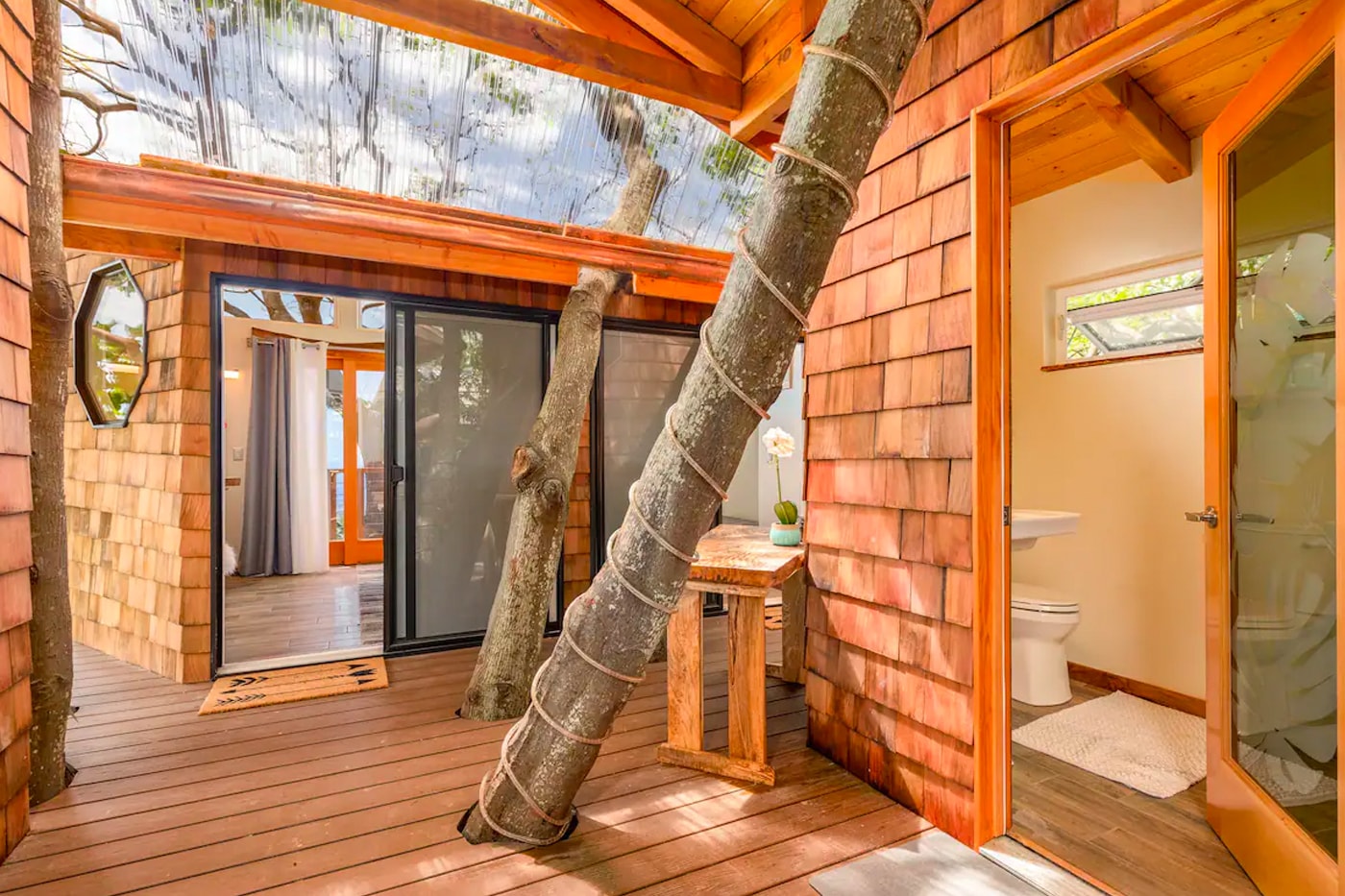 Airbnb Home Rental Kailua-Kona Hawaii Luxury Treehouse Resort