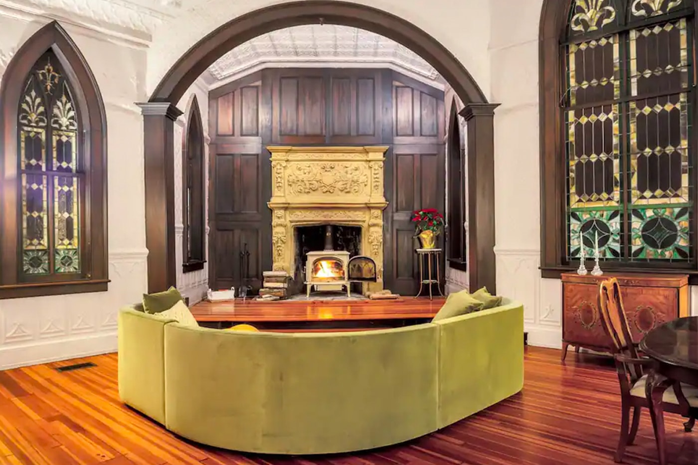 Airbnb Home Rental Woodstock New York Church Rustic Interior design