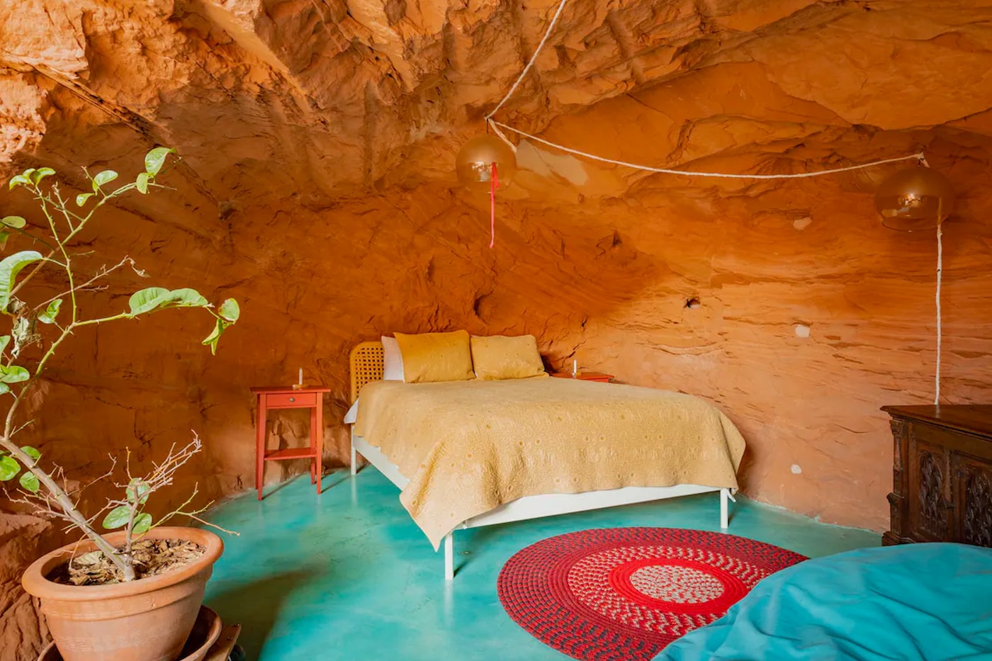 Airbnb Home Rental Boulder Utah Bedrock Cave Raw Vintage Modern Interior Design