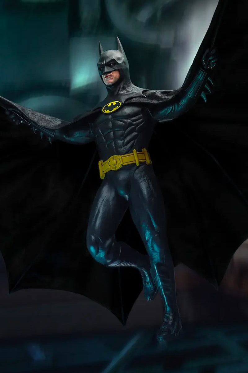 Hot Toys 1989 Tim Burton Batman Batmobile 1:6th Scale Collectible Figure Release Info Date Buy Price Michael Keaton DC Comics