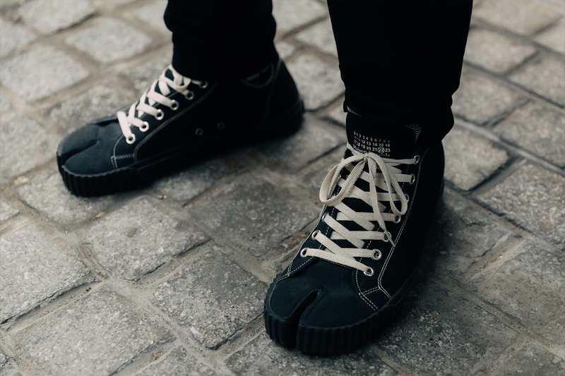 Biggest Street Style Footwear Trends From London York Fashion Week FW23 fallwinter 2023 salomon margiela tabi reebok nike air humara 