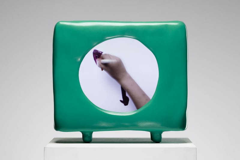 Maarten Baas Debuts Cartoonish Clay Clocks