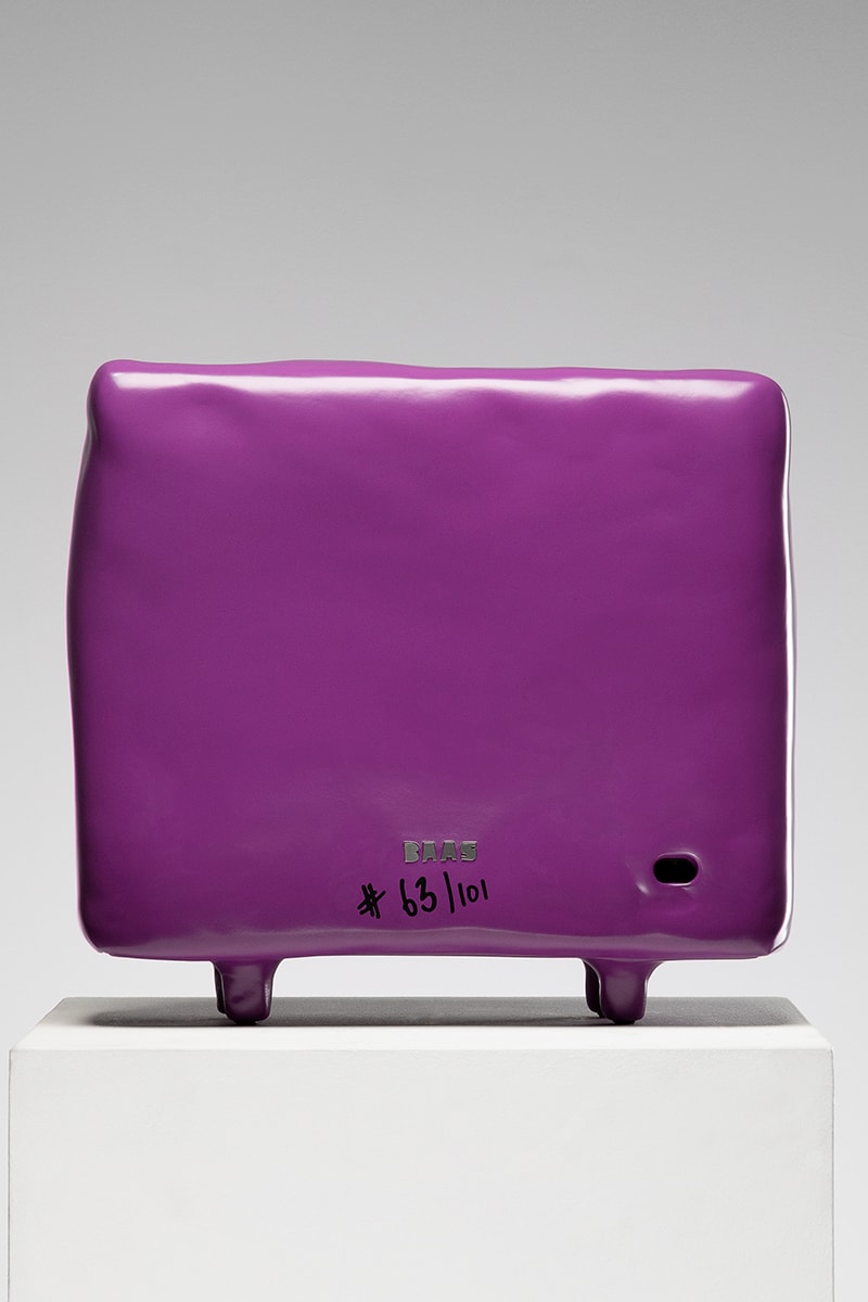 Maarten Baas Debuts Cartoonish Clay Clocks