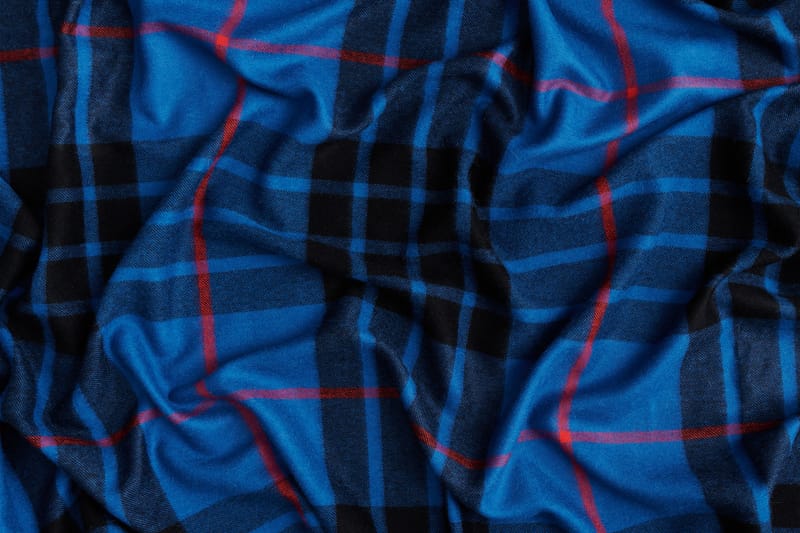 Magniberg's "Queen" Blankets Pay Homeage to Rebels and Royals