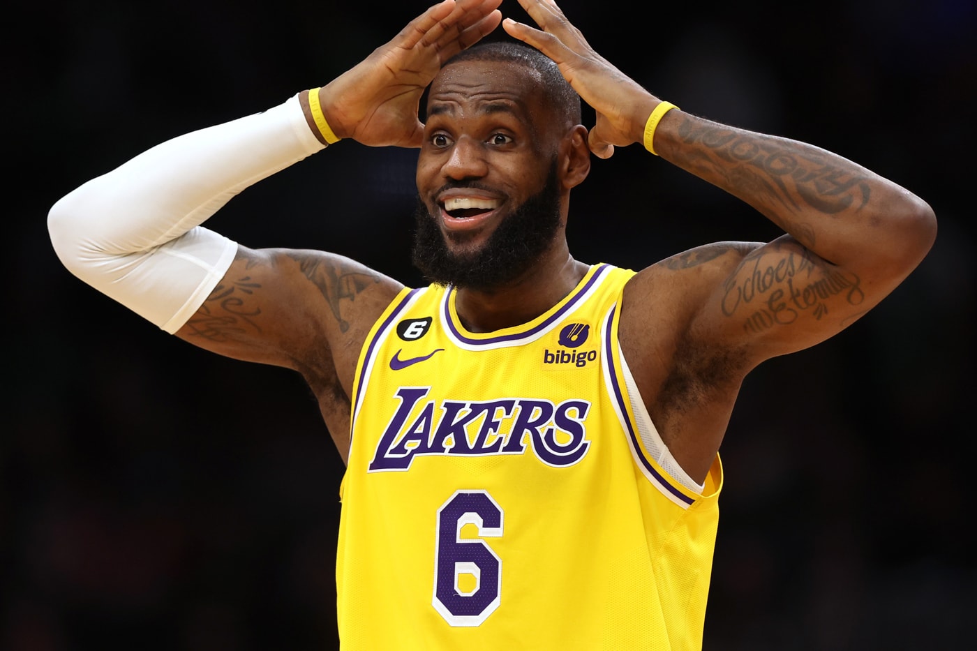 Tickets To See LeBron James Potentially Break All-time Scoring Record Are Going For as High as $92,000 USD los angeles lakers kareem abdul jabbar okc oklahoma city thunder crypto.com arena
