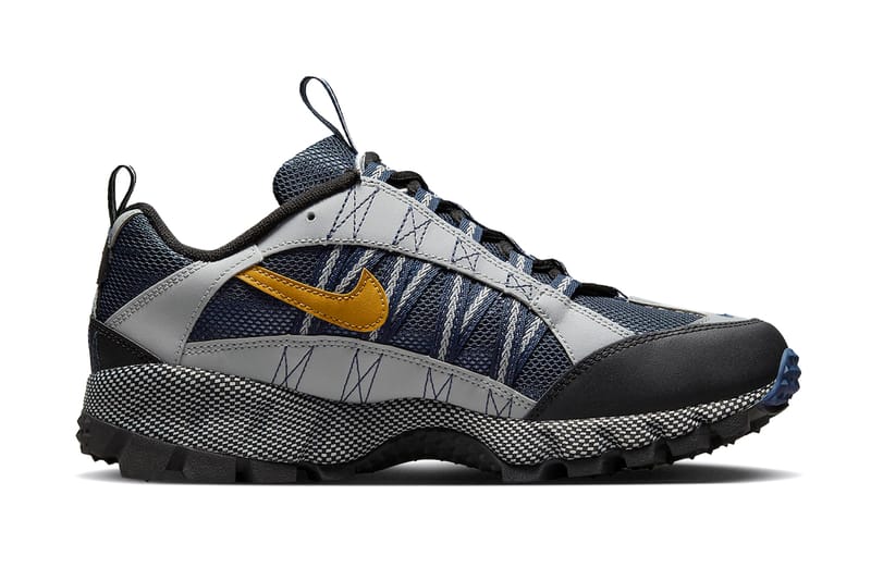 Nike Dresses Its Air Humara in "Midnight Navy"