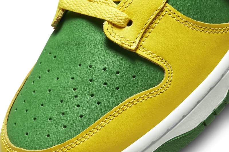 nike dunk low University of Oregon ducks apple green yellow strike white be true to your school dv0833 300 release info date price