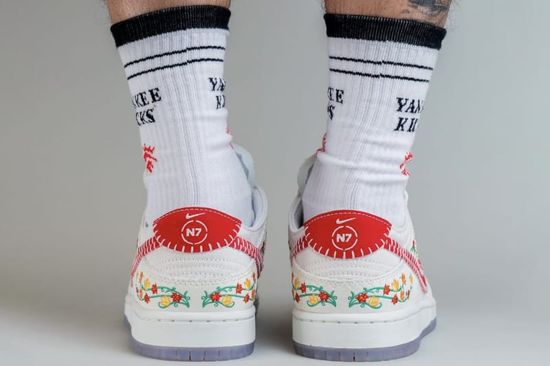 air max 1 n7 on feet