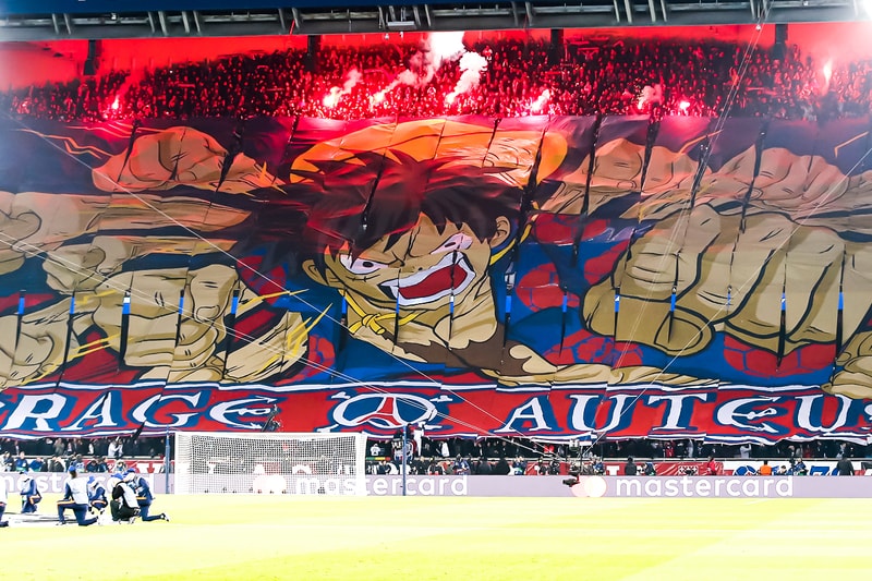 Paris Saint-Germain One Piece Luffy Display