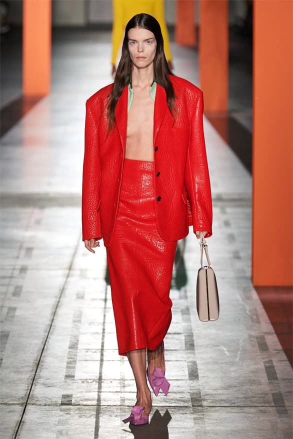 Prada Fall Winter 2023 Milan Fashion Week mfw Raf Simons miucci Prada menswear womenswear fashion orchestra Gigi Hadid Kendall Jenner 