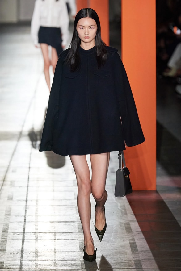 Prada Fall Winter 2023 Milan Fashion Week mfw Raf Simons miucci Prada menswear womenswear fashion orchestra Gigi Hadid Kendall Jenner 
