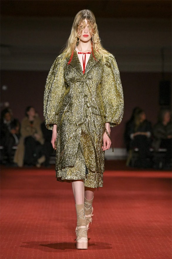 Simone Rocha Fall Winter 2023 London Fashion Week lfw fw23 womenswear menswear runway show