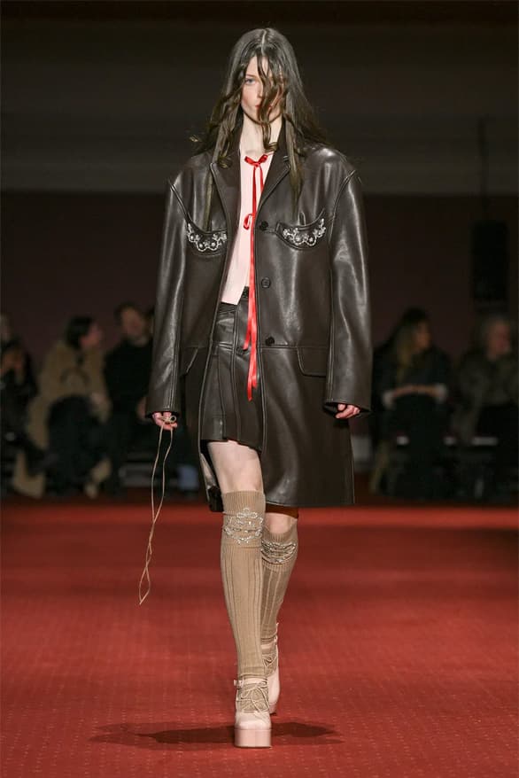 Simone Rocha Fall Winter 2023 London Fashion Week lfw fw23 womenswear menswear runway show