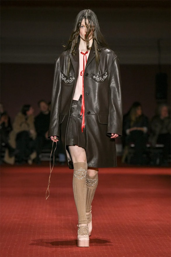 Simone Rocha Fall Winter 2023 London Fashion Week lfw fw23 womenswear menswear runway show