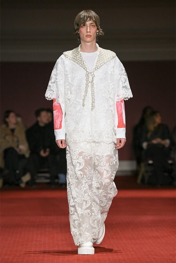 Simone Rocha Fall Winter 2023 London Fashion Week lfw fw23 womenswear menswear runway show