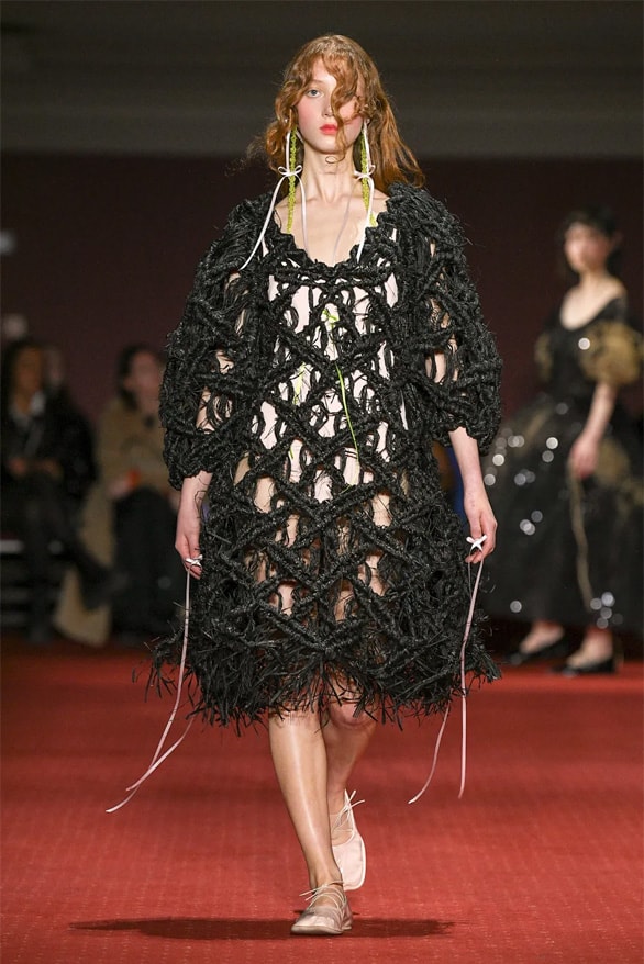 Simone Rocha Fall Winter 2023 London Fashion Week lfw fw23 womenswear menswear runway show