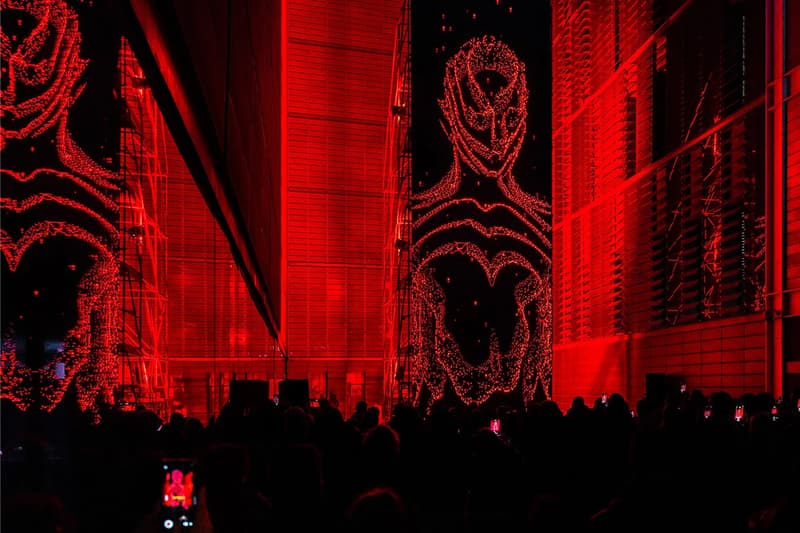 SpY MONOLITH Installation Explores Our Relationship With Screens mobile red barcelona llum bcn festival stanley kubrick 2001 a space odyssey