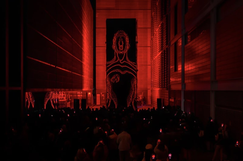 SpY MONOLITH Installation Explores Our Relationship With Screens mobile red barcelona llum bcn festival stanley kubrick 2001 a space odyssey  
