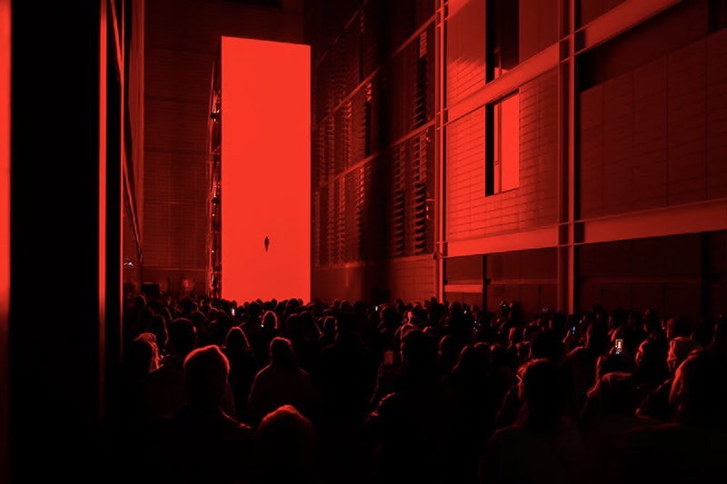 SpY MONOLITH Installation Explores Our Relationship With Screens mobile red barcelona llum bcn festival stanley kubrick 2001 a space odyssey  