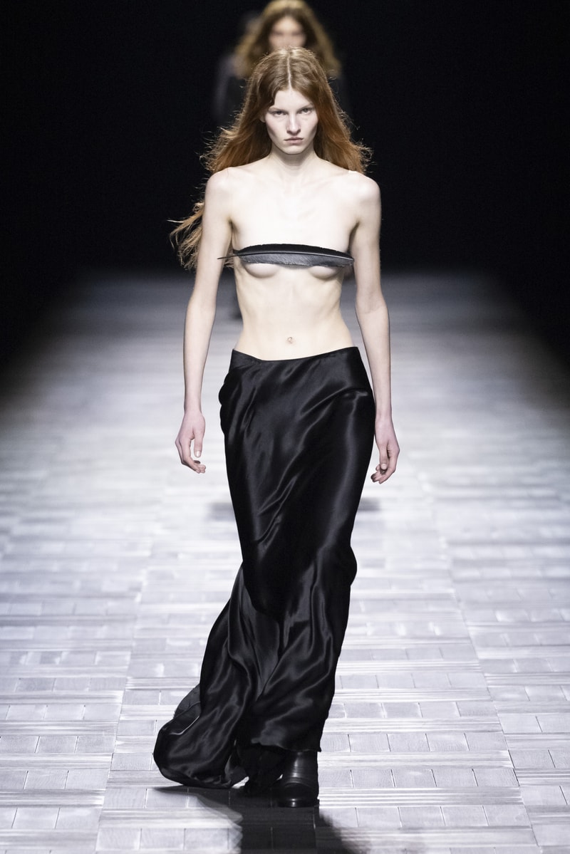 Ann Demeulemeester Fall Winter 2023 Paris Fashion Week fw23 pfw Ludovic de Saint Sernin debut collection runway show womenswear creative director menswear