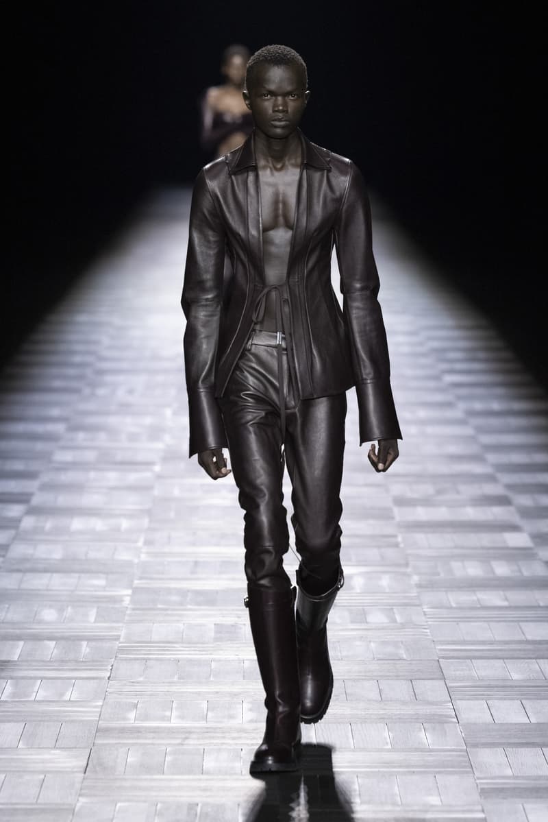 Ann Demeulemeester Fall Winter 2023 Paris Fashion Week fw23 pfw Ludovic de Saint Sernin debut collection runway show womenswear creative director menswear