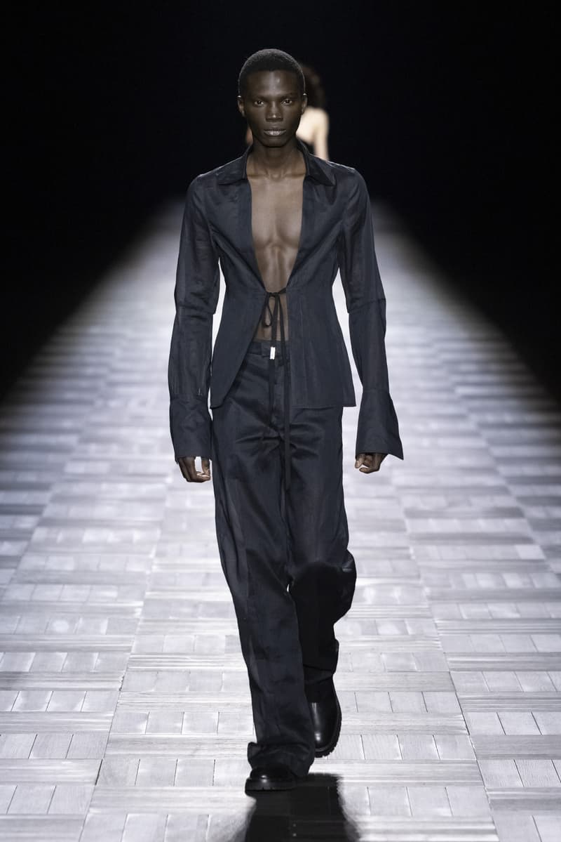 Ann Demeulemeester Fall Winter 2023 Paris Fashion Week fw23 pfw Ludovic de Saint Sernin debut collection runway show womenswear creative director menswear