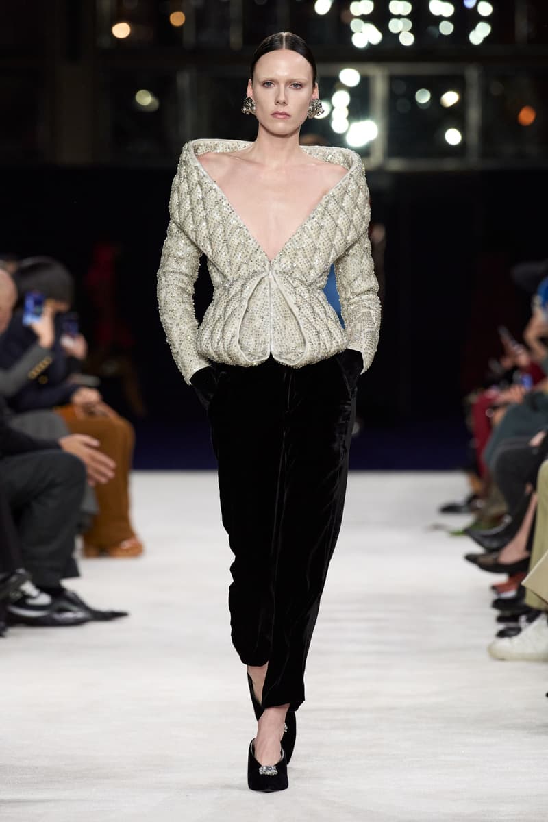 Balmain Fall Winter 2023 Paris Fashion Week pfw fw23 collection runway show womenswear Olivier Rousteing