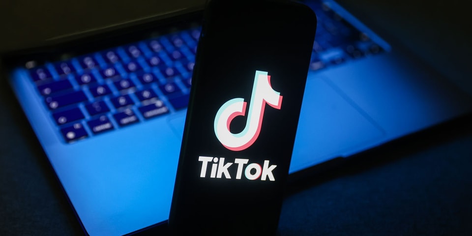 TikTok introduces paywalled content, with videos up to 20 minutes long -  The Verge