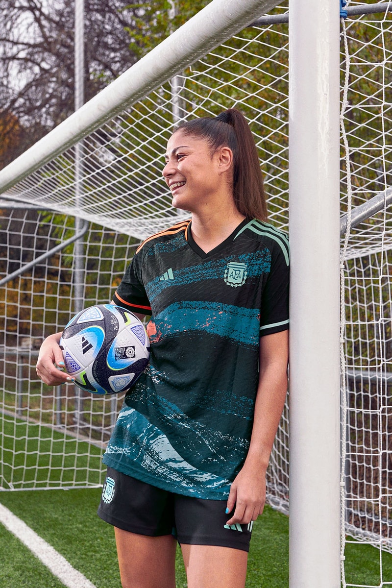 adidas Football Three Stripe Soccer Football Sports Germany Columbia Sweden Japan Spain Argentina Costa Rica Italy